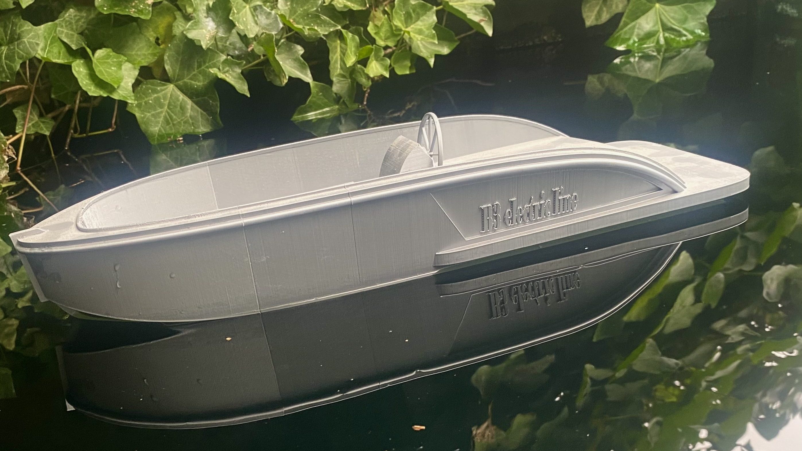 Promomodel aluminium boot